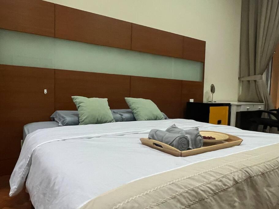 2Beds Seaview Straits Quay Comes With Carpark And Hothub Bagan Jermal Exteriör bild